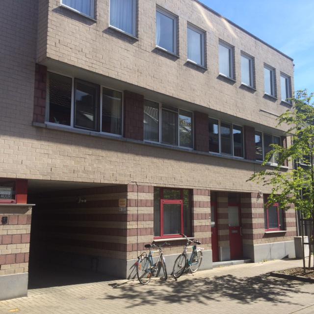 Autostaanplaats te huur centrum Leuven, Immo, Garages & Places de parking, Louvain