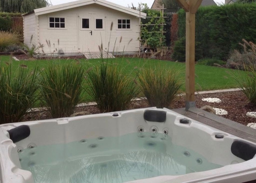 Jacuzzi 6 pers, Jardin & Terrasse, Accessoires de piscine, Utilisé, Autres types, Enlèvement