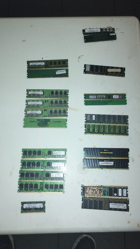 Lot van tientallen Ram geheugen, Gebruikt, Vanalles, DDR3, Ophalen of Verzenden