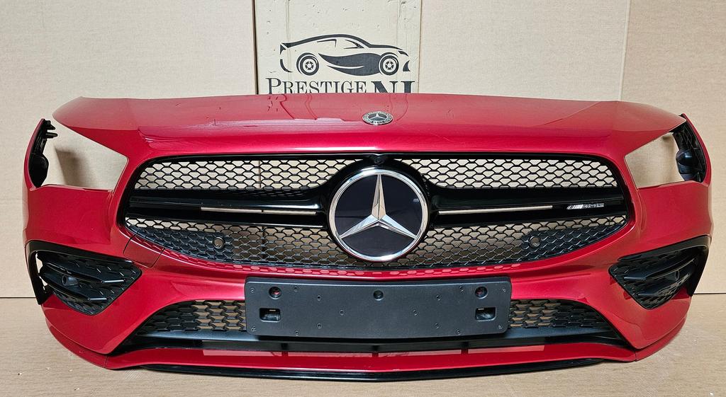 Voorbumper Mercedes Cla Klasse W118 AMG 35 EDITION 6xPDC, Auto-onderdelen, Gebruikt, -, Voor, Ophalen of Verzenden