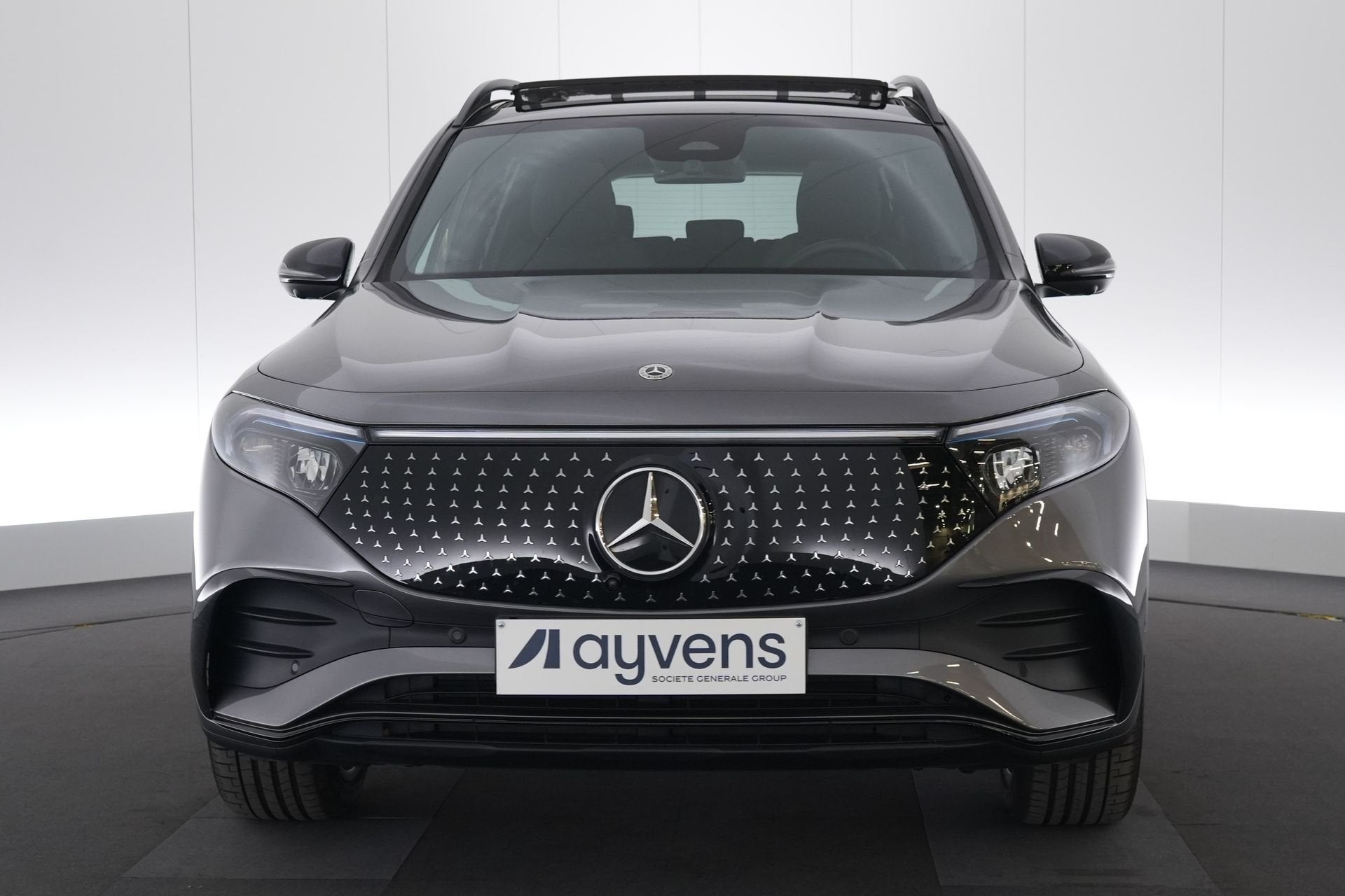 (2HPZ593) MERCEDES-BENZ EQB, Gebruikt, EQB, 67 kWh, 5 zetels