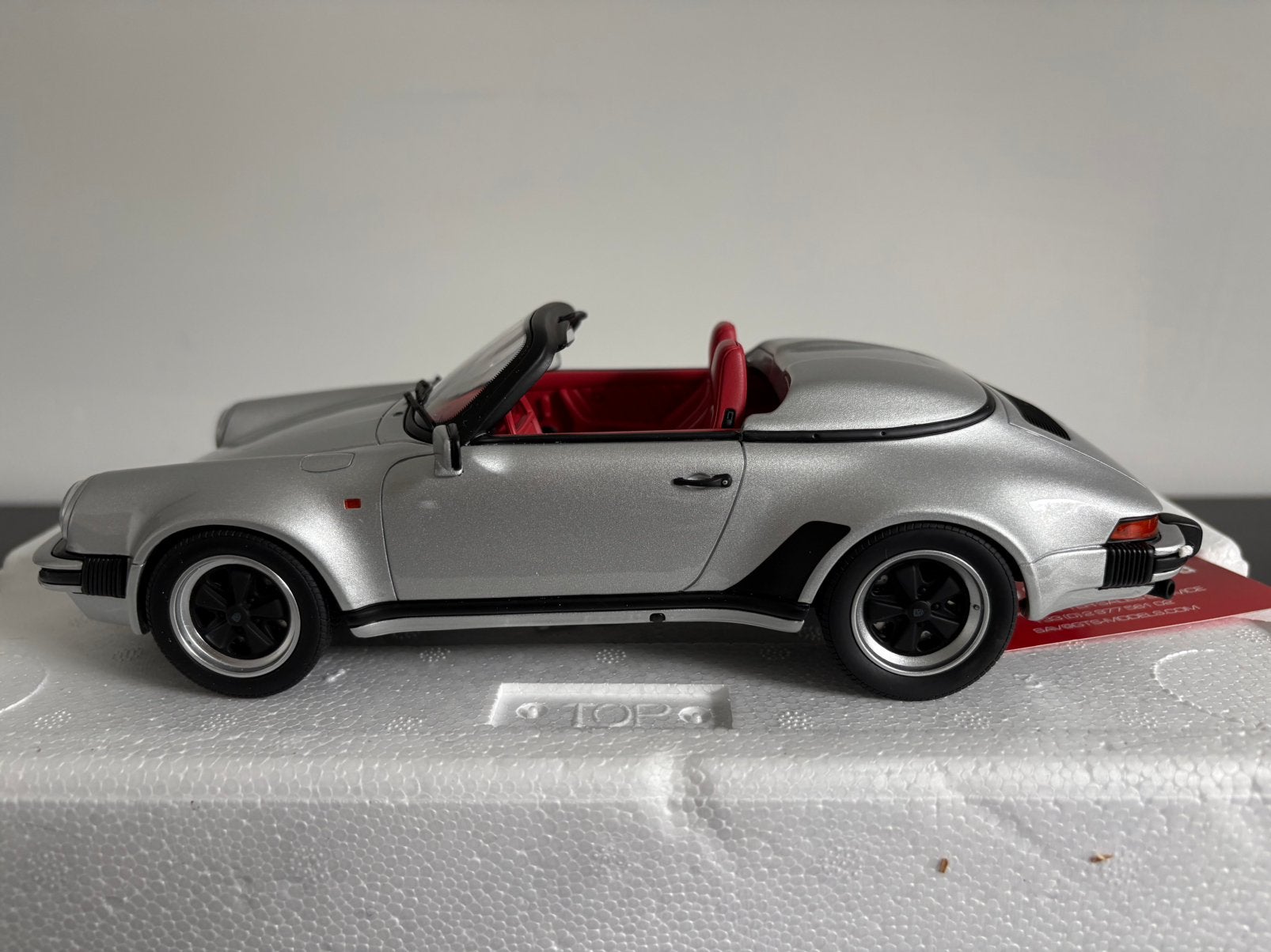 Porsche 930 Speedster 1/18 GT Spirit, Enlèvement, Comme neuf
