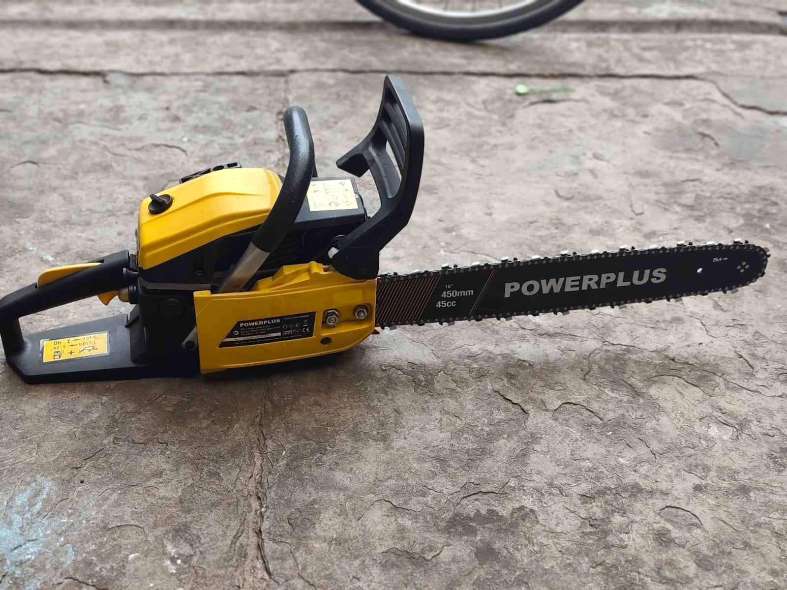 Powerplus benzine-kettingzaag van 45cc met 18" (450 mm) zwaa, Ophalen of Verzenden