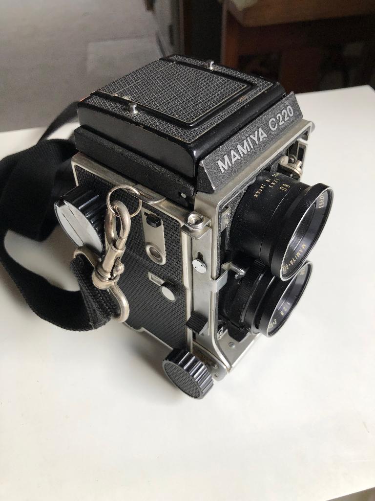 Mamiya C220 600€, Enlèvement, Utilisé, Reflex miroir