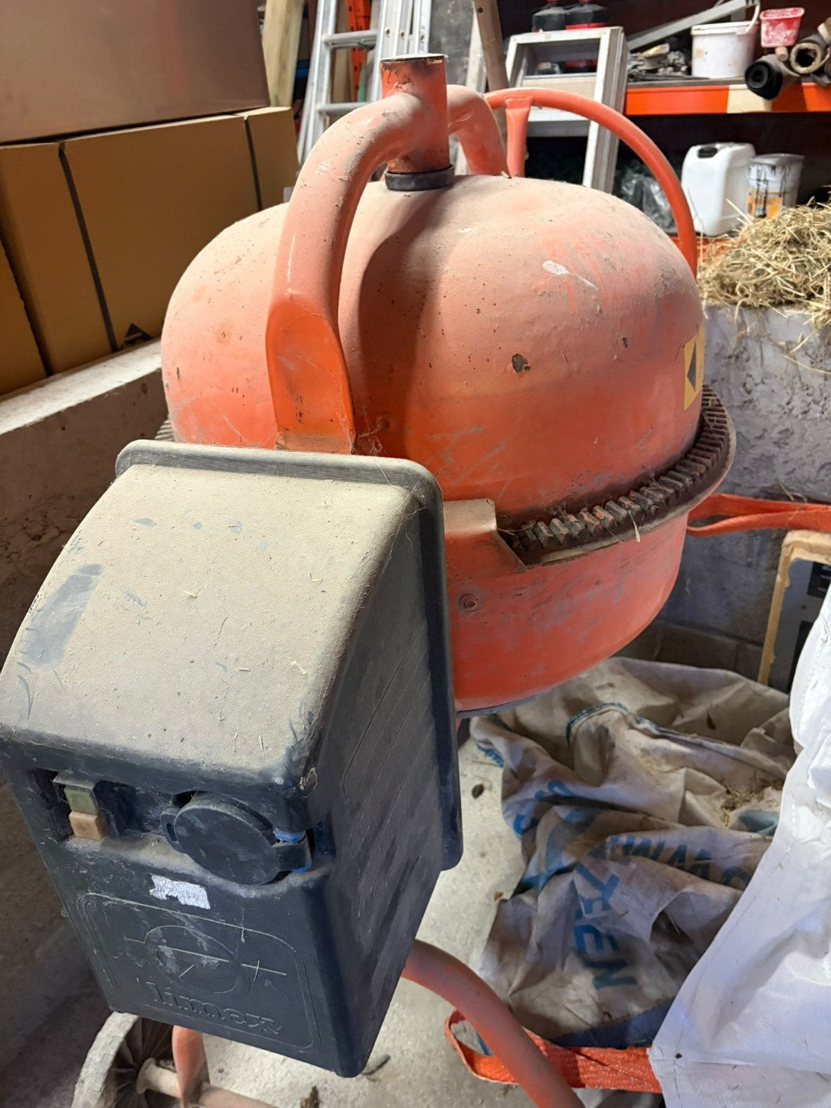 Limex 125 LS Betonmolen / Betonmixer (700W - 230V), Doe-het-zelf en Bouw, Ophalen