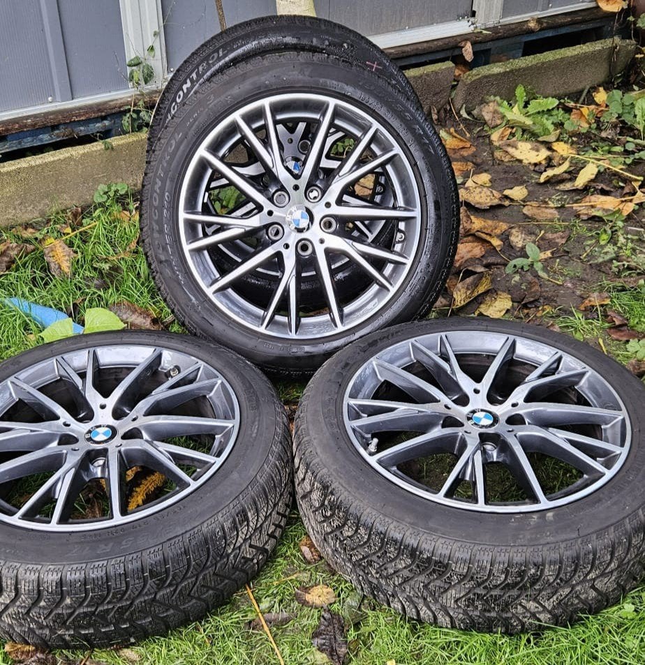 Set hiver pour BMW série 1 F40 ou série 2 gran coupé 44, Pneus et Jantes, Pneus hiver, 17 pouces, Enlèvement