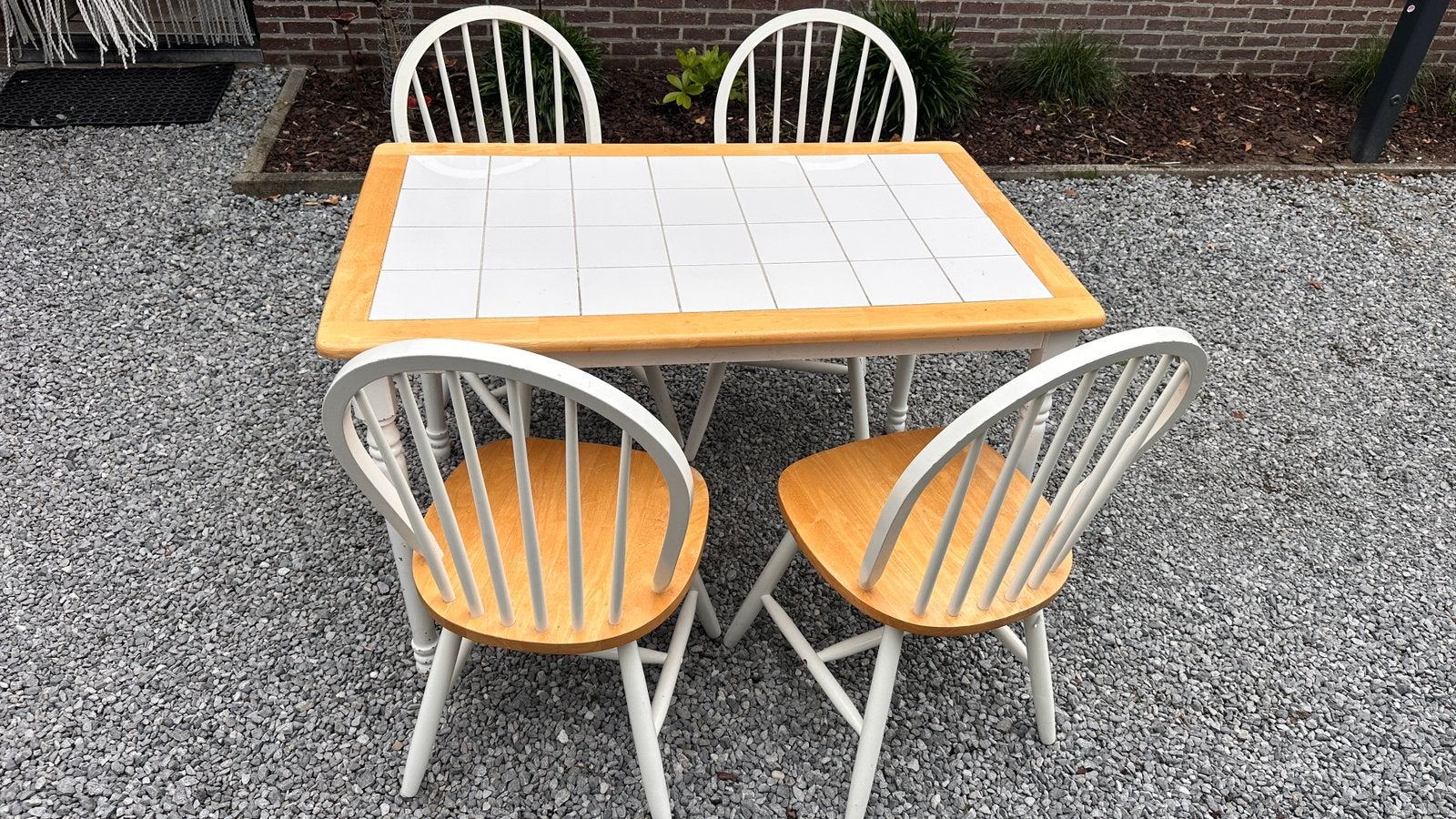Landelijke tafel met 4 stoelen, Ophalen, Gebruikt