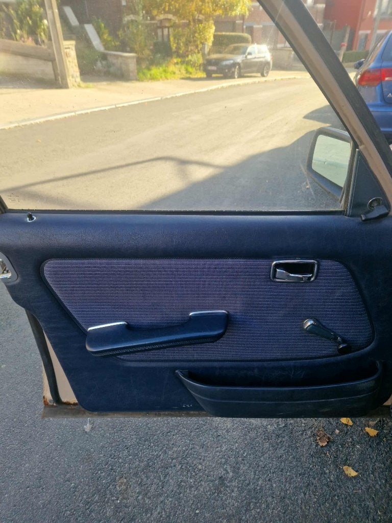 Mercedes 200D W123 ( Excellent état), foto 7