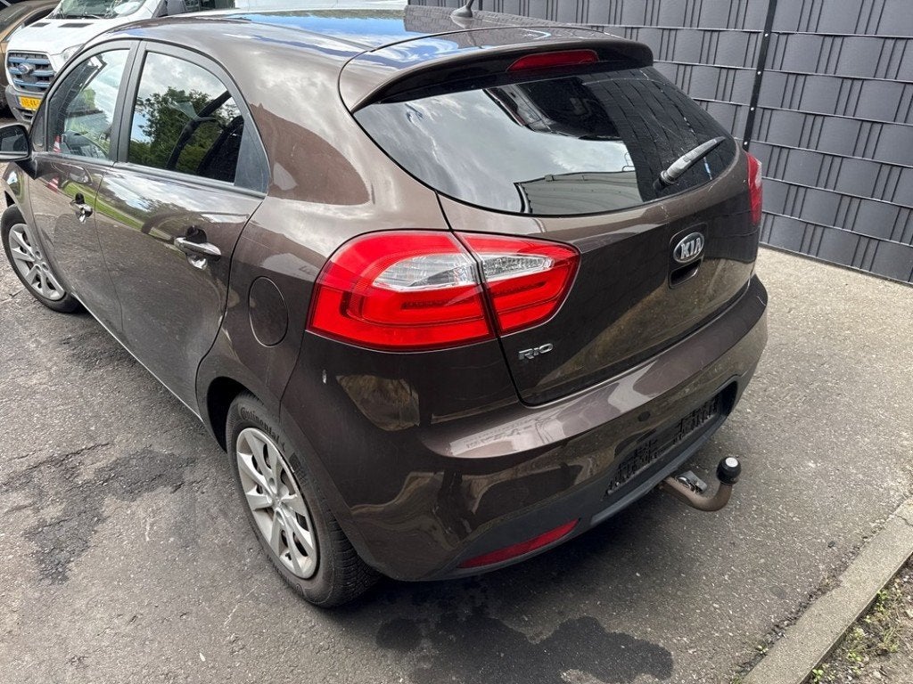 PARE-CHOCS ARRIÈRE Kia Rio III (UB) (|866101W210|), Autos : Pièces & Accessoires, Kia, Arrière, Pare-chocs, Info@kia.de