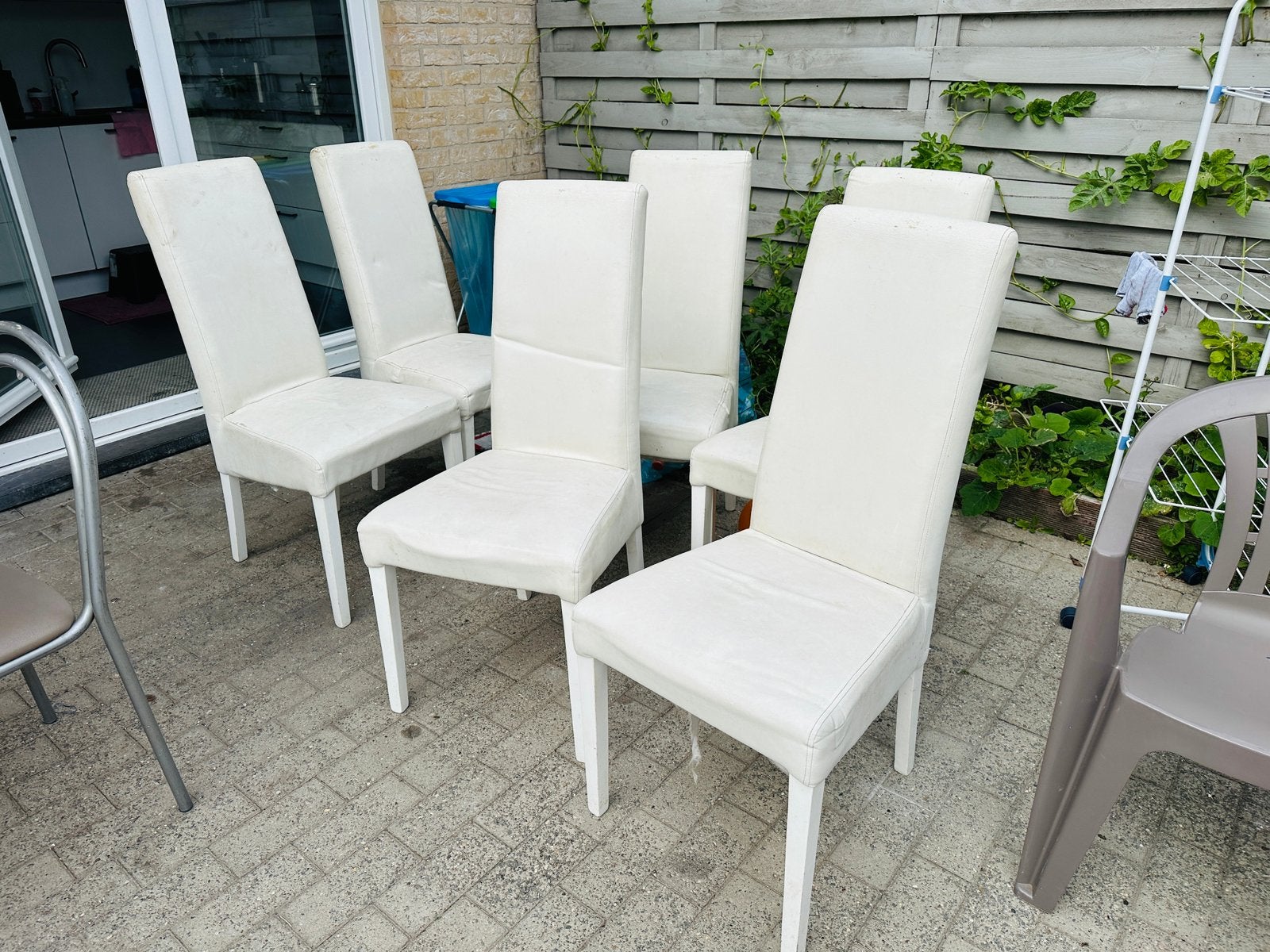 6 stoelen, Ophalen, Kunststof, Gebruikt, Wit
