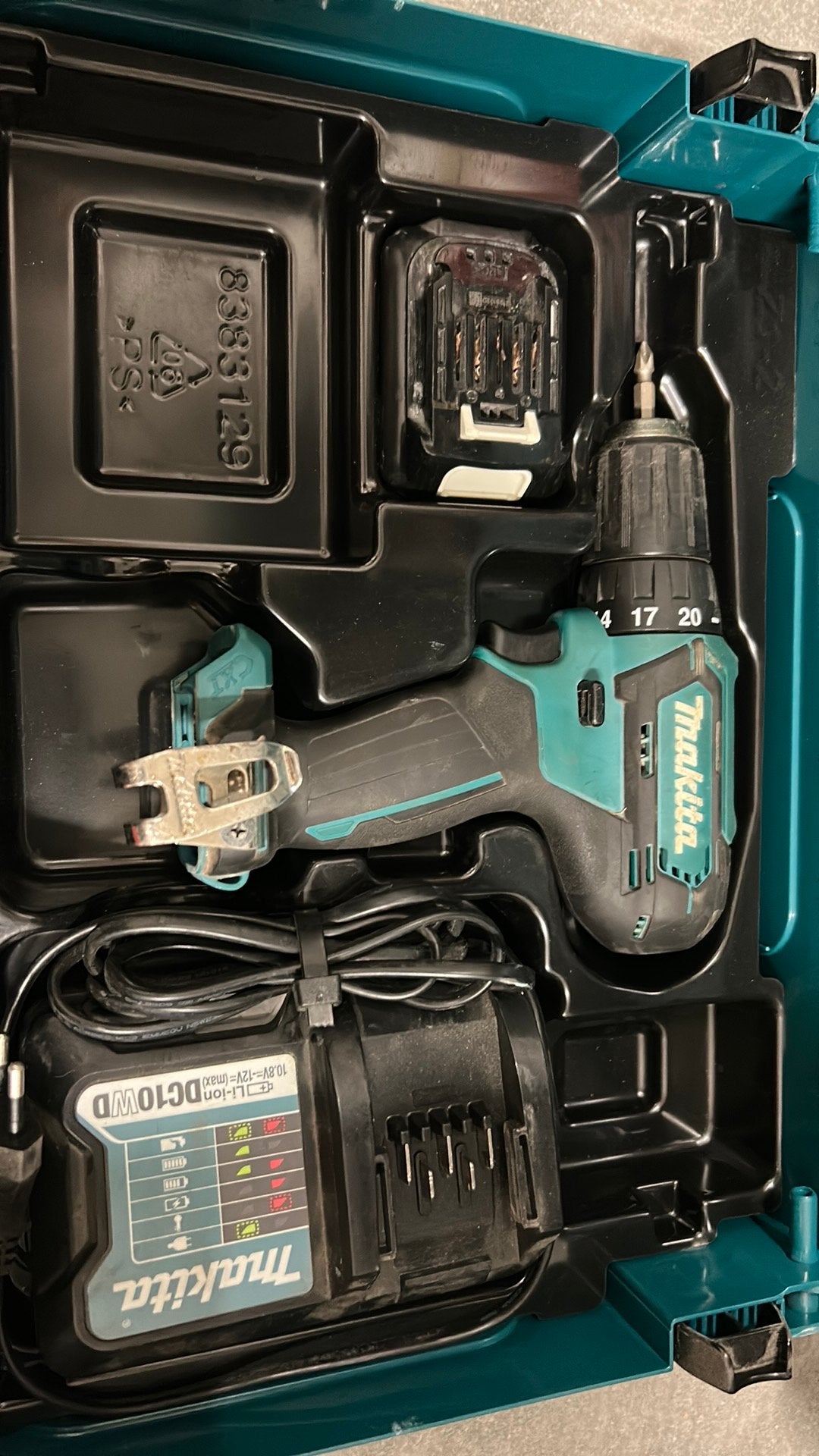 Makita vijsmachine, Ophalen, Gebruikt