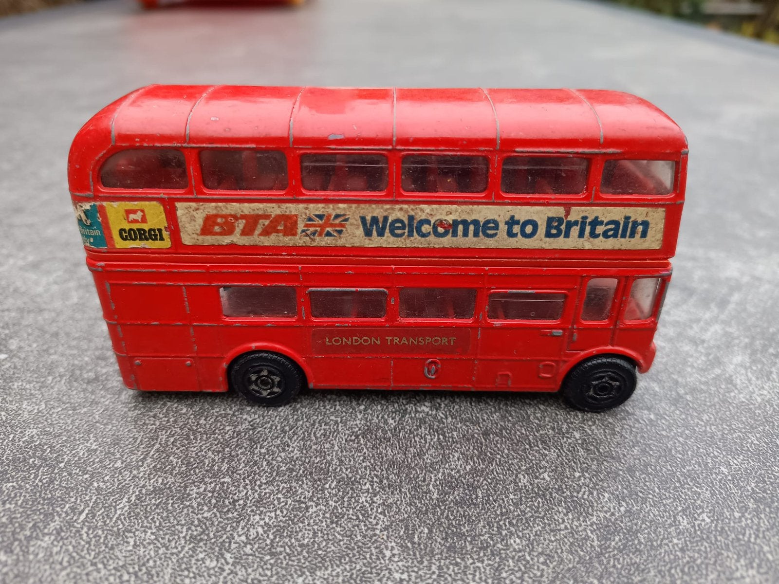 Corgi londen transport routemaster / made in Great Britain, Ophalen
