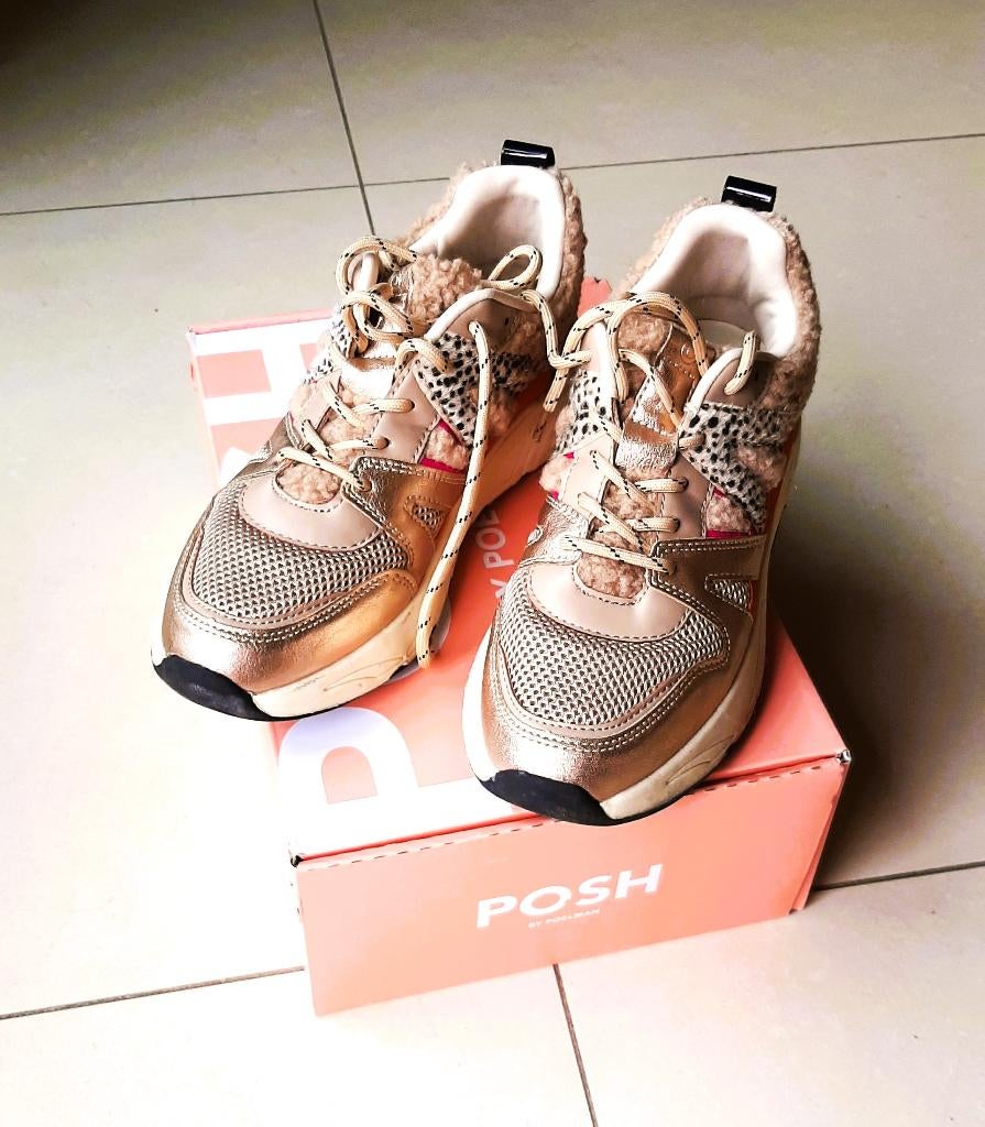 Te koop: Leuke sneakers Rose van "Posh" in doos 40, Vêtements | Femmes, Chaussures, Comme neuf, Sneakers et Baskets, Beige, Enlèvement