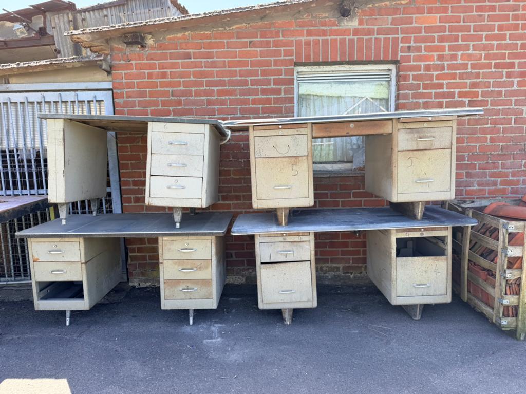 Vintage industriële bureau (4stuks), Maison & Meubles, Bureaux, Vintage, Enlèvement
