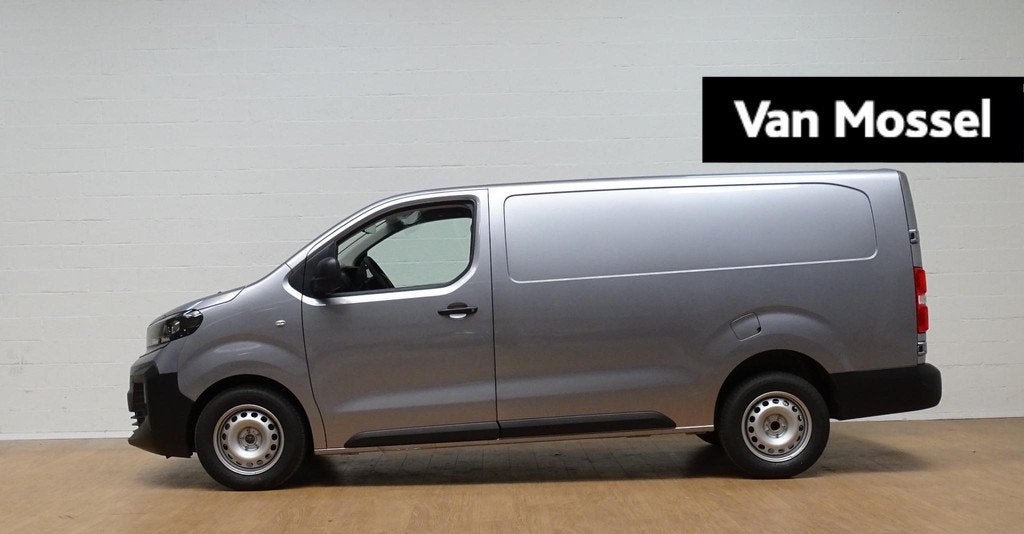 Opel Vivaro 2.2 Turbo D 180 S/S AT8 L3H1, Auto's, Bestelwagens en Lichte vracht, Stof, Zwart, 4 cilinders, 190 g/km