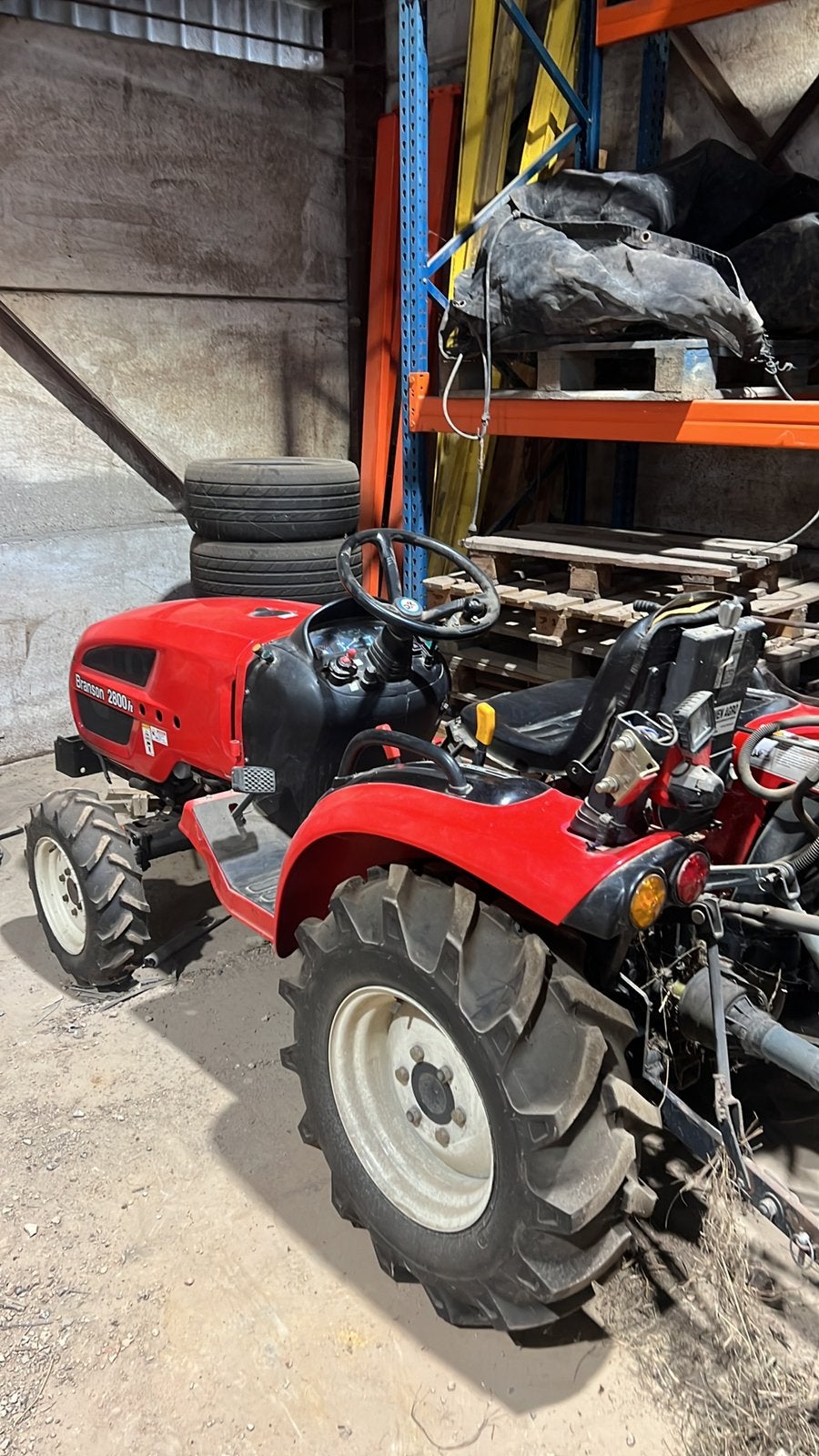 minitractor Branson 2800, Ophalen