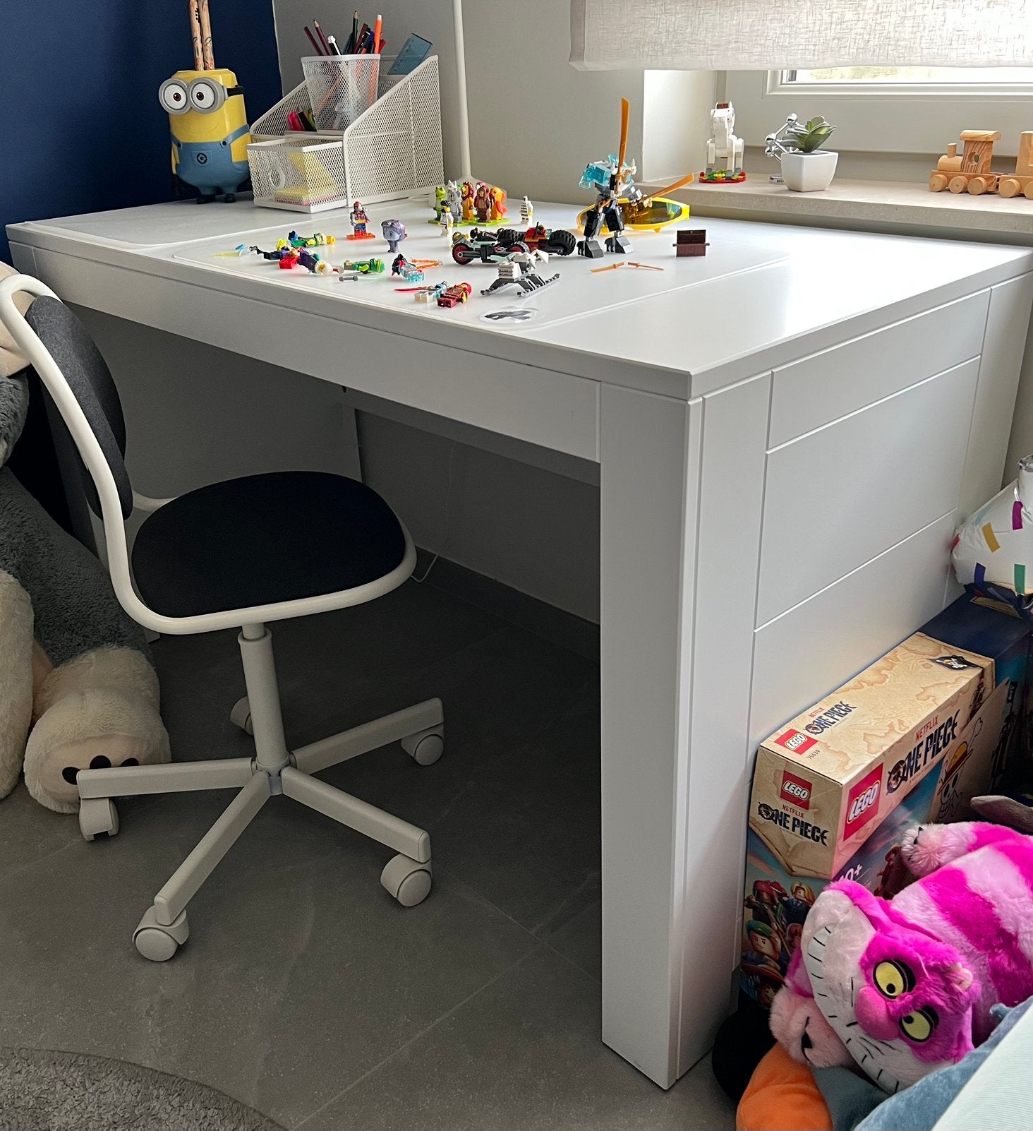 Bureau bopita met ladenkastje, Ophalen, Zo goed als nieuw