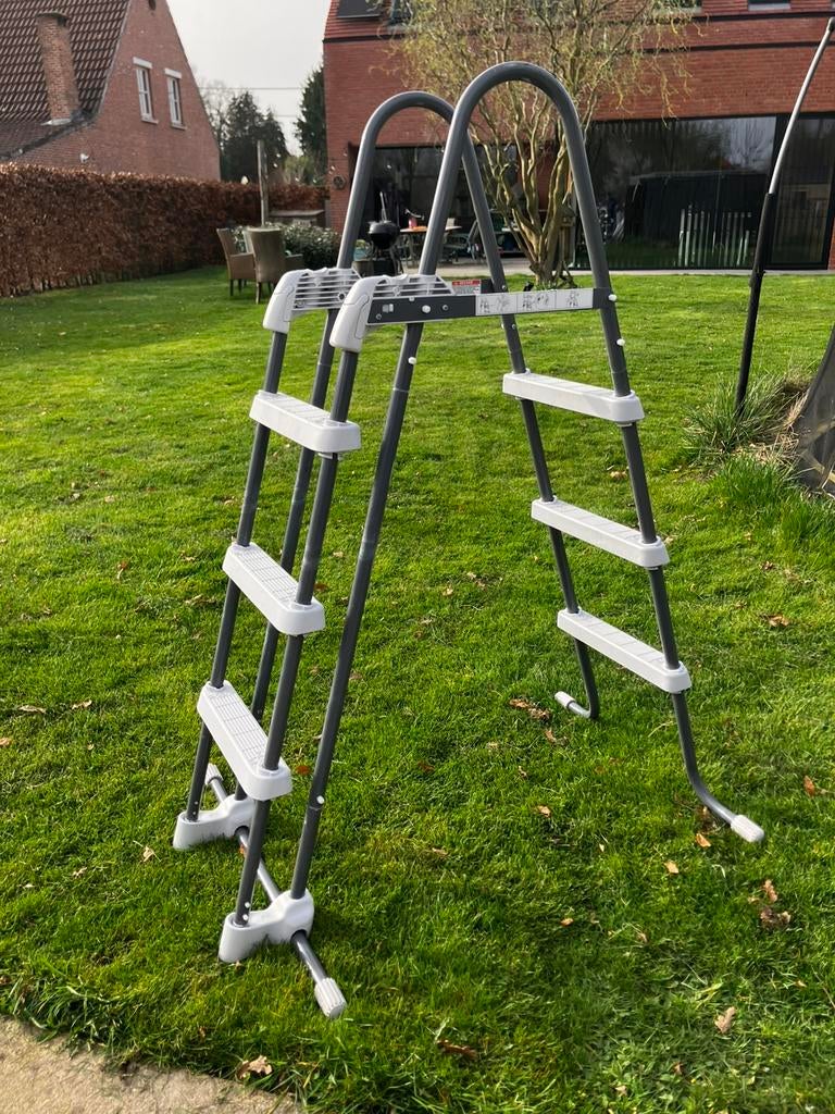 Intex trapje, Enlèvement, Comme neuf