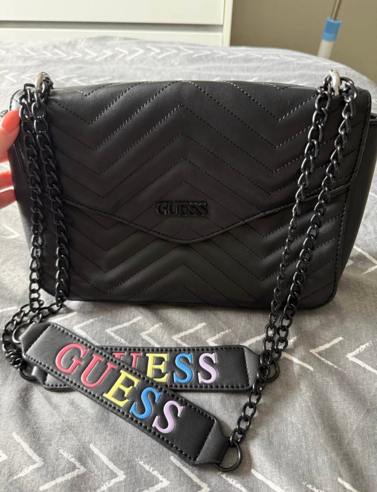 Guess handtassen, Handtassen en Accessoires, Ophalen of Verzenden, Zo goed als nieuw