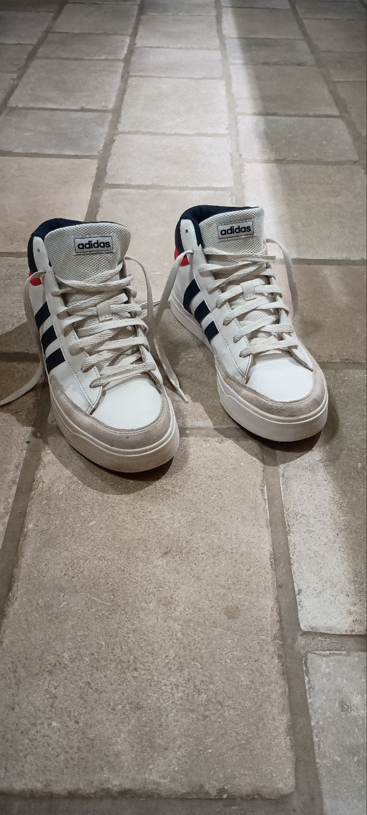 Adidas schoenen, Wit, Nieuw, Ophalen of Verzenden, Adidas