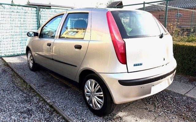 fiat punto 1200 benz. word gekeurd voor verk euro4, Auto's, Fiat, Voorwielaandrijving, Stof, 1242 cc, 4 cilinders