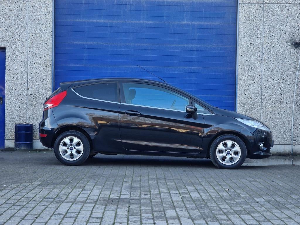 Ford fiesta/titanium/Airco/Garantie, Auto's, Bedrijf, Diesel, USB, Te koop