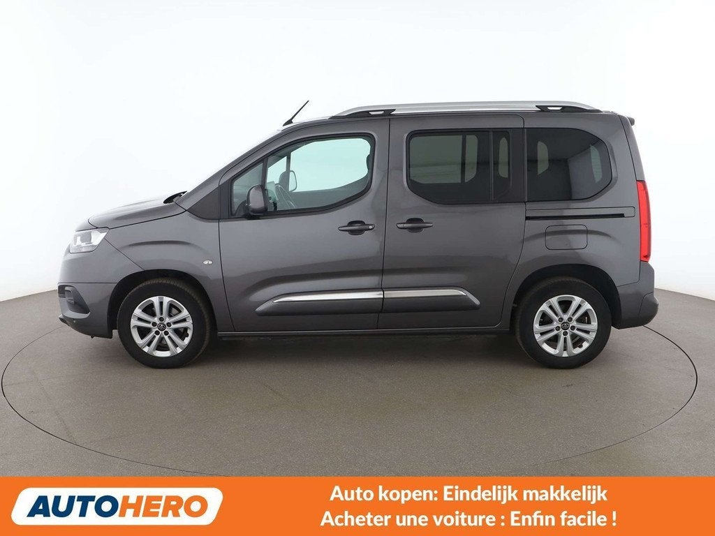 Toyota PROACE CITY 1.2 Turbo L1 Shuttle (bj 2021), Voorwielaandrijving, Stof, Gebruikt, Euro 6