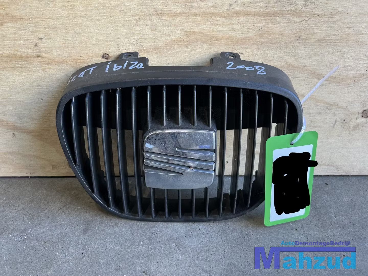 SEAT IBIZA 3 Grille 2002-2008, Autovia A-2, Km 585 585
08760  Martorell, ES, SEAT S.A., Utilisé, Customercare@seat.es