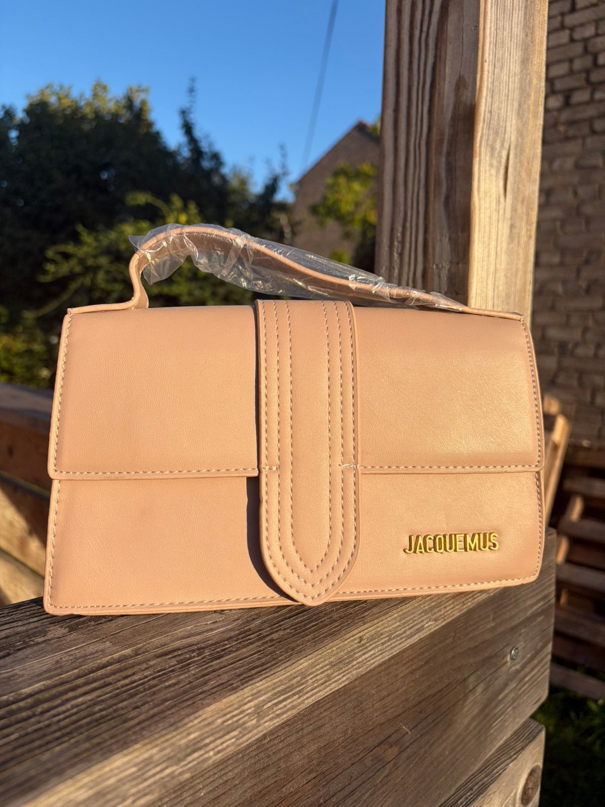 Sac à main Jacquemus beige, Enlèvement ou Envoi, Comme neuf, Beige, Sac à main