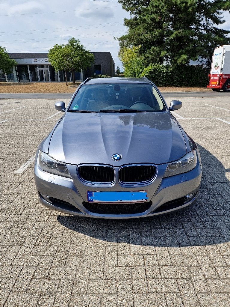 BMW 320d xDrive (E91-2012) zeer laag verbruik, Auto's, BMW, Navigatiesysteem, Beige, 4 cilinders, Blauw