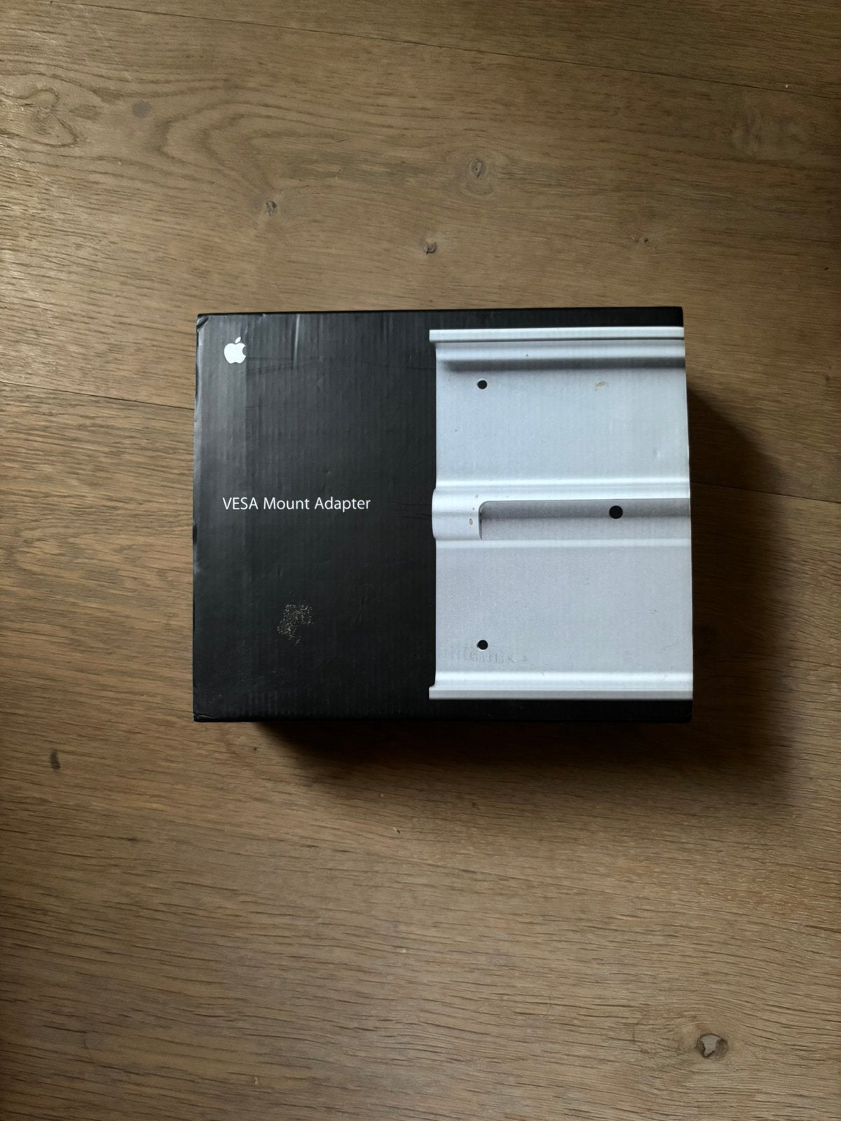 Originele Apple VESA Mount Adapter Kit, Computers en Software, Netwerk switches, Verzenden, Zo goed als nieuw