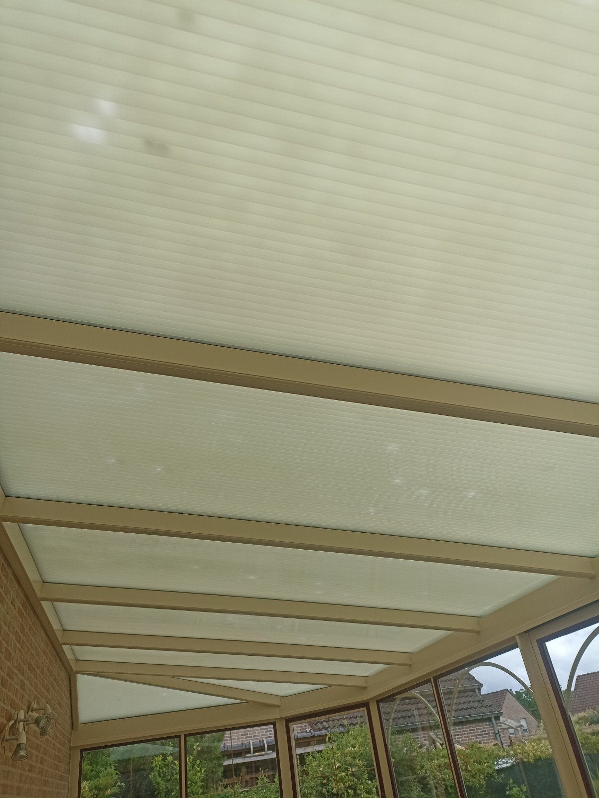 Panneau en polycarbonate, Ophalen
