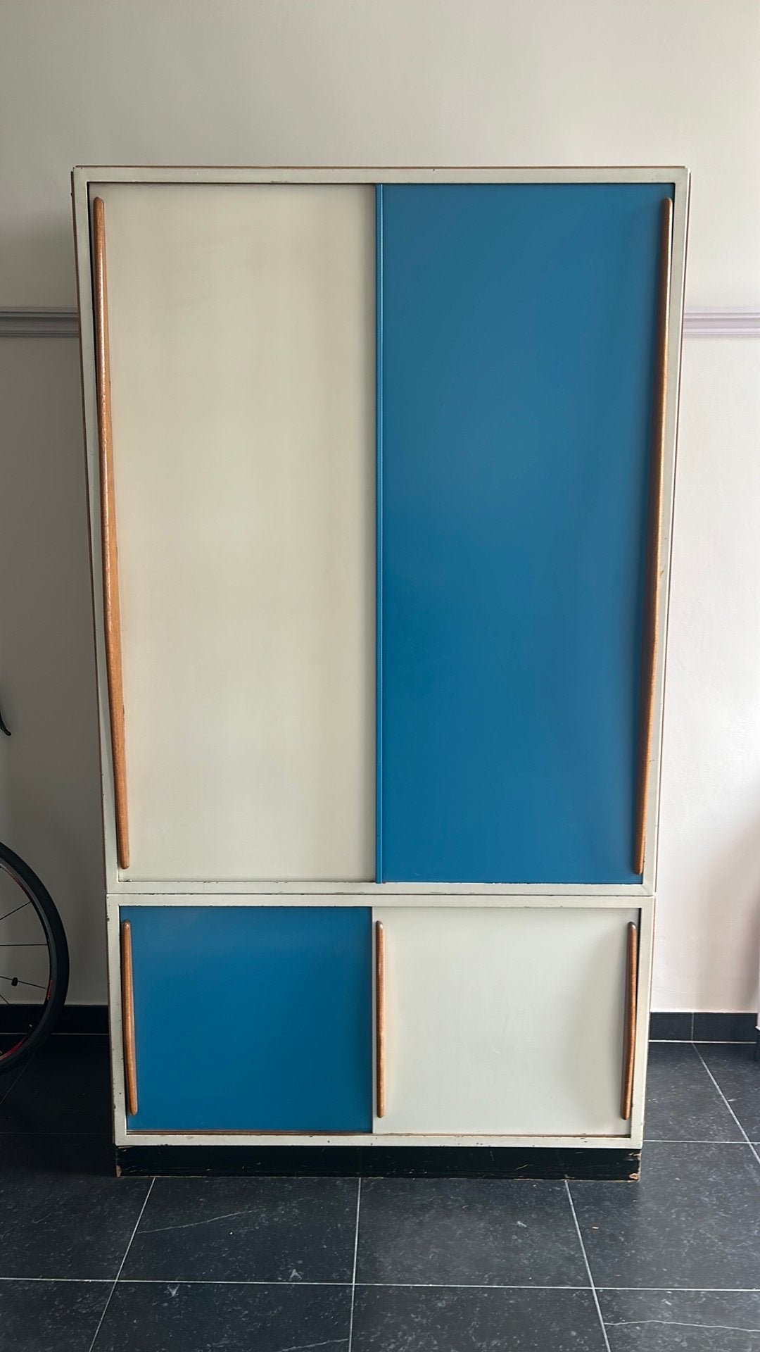 Kast, Ophalen, Zo goed als nieuw