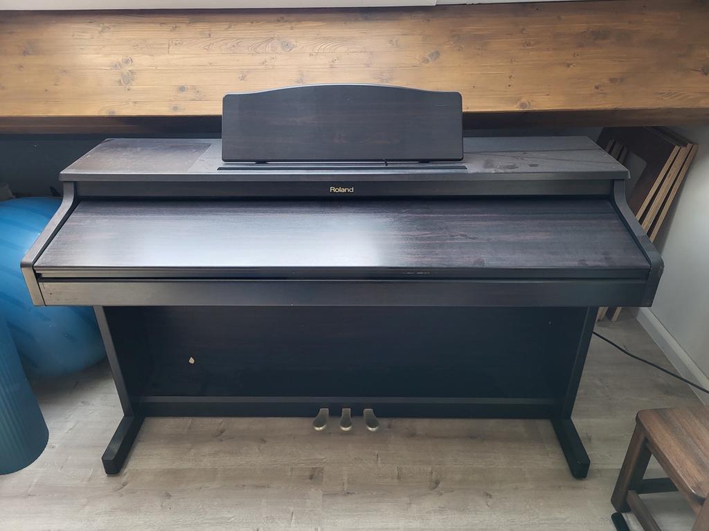 Digitale piano Roland hp-3e, Muziek en Instrumenten, Piano's, Gebruikt, Piano, Bruin, Digitaal, Ophalen
