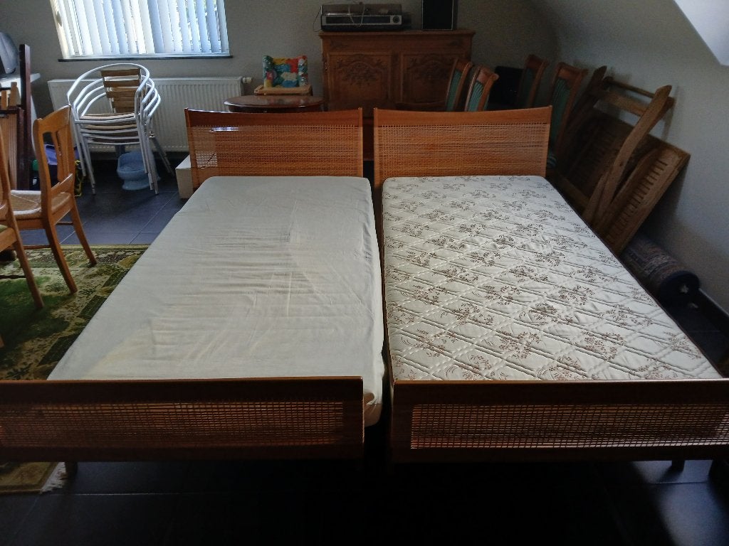 Bed Van Den Berghe Pauvers (2 stuks), Ophalen, Gebruikt, 90 cm, Eenpersoons