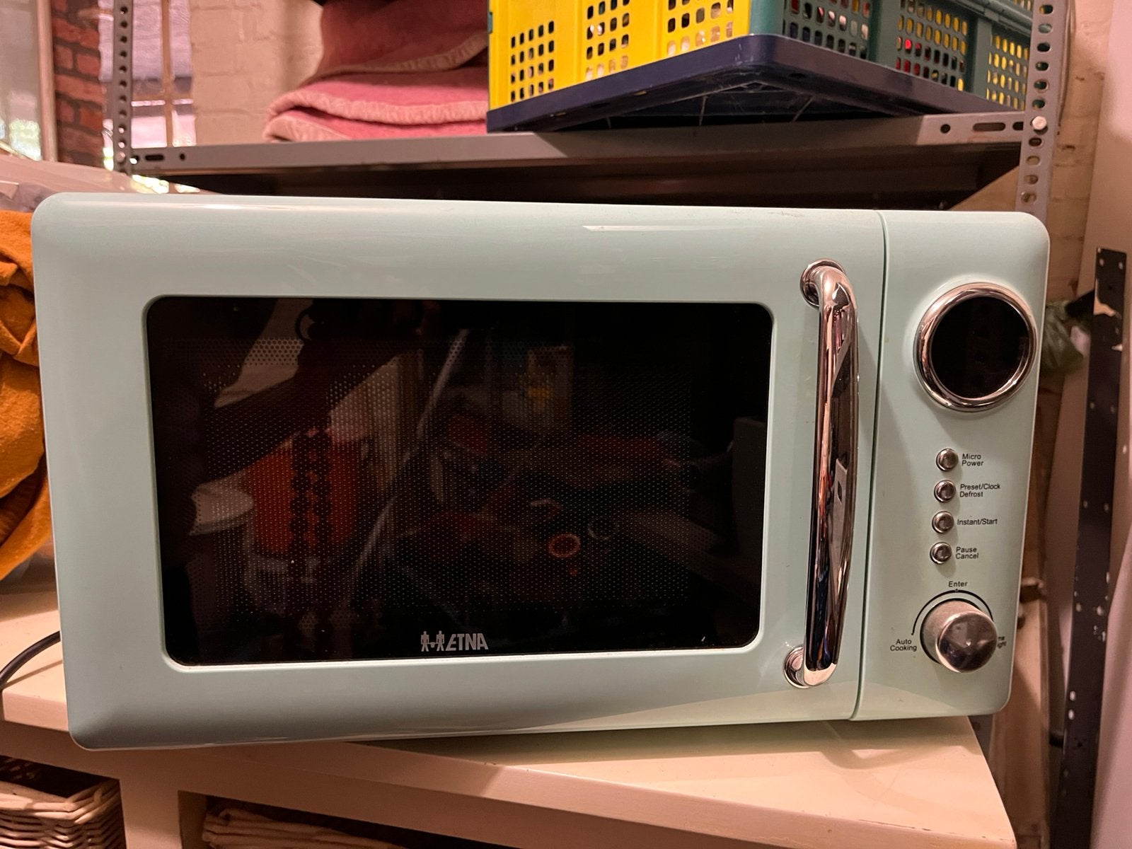 Etna retro microgolfoven, Elektronische apparatuur, Ophalen, Zo goed als nieuw, Microgolfoven
