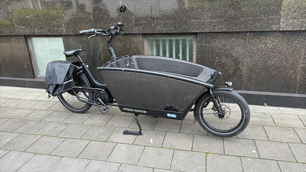 Bakfiets urban arrow, Fietsen en Brommers, 3 kinderen, Elektrisch, Zo goed als nieuw, Ophalen