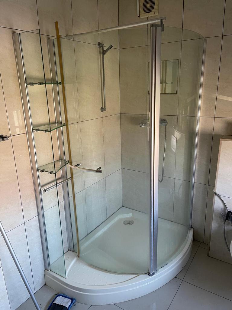 Inloopdouche, Huis en Inrichting, Badkamer | Complete badkamers, Ophalen, Zo goed als nieuw