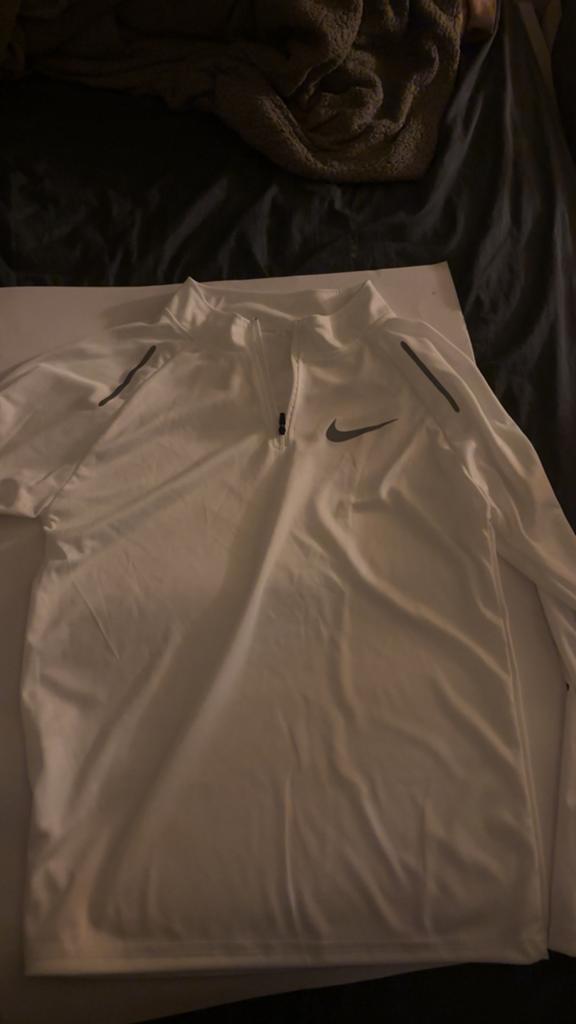 Witte top van Nike, Ophalen of Verzenden, Zo goed als nieuw, Maat 46 (S) of kleiner, Wit