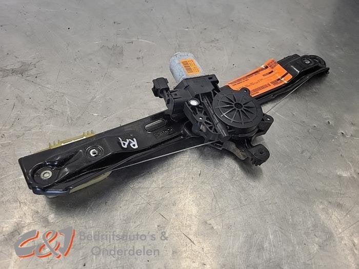 Mécanique vitre 4portes arrière droite d'un Ford Ranger, -, 3 mois de garantie, Utilisé, -