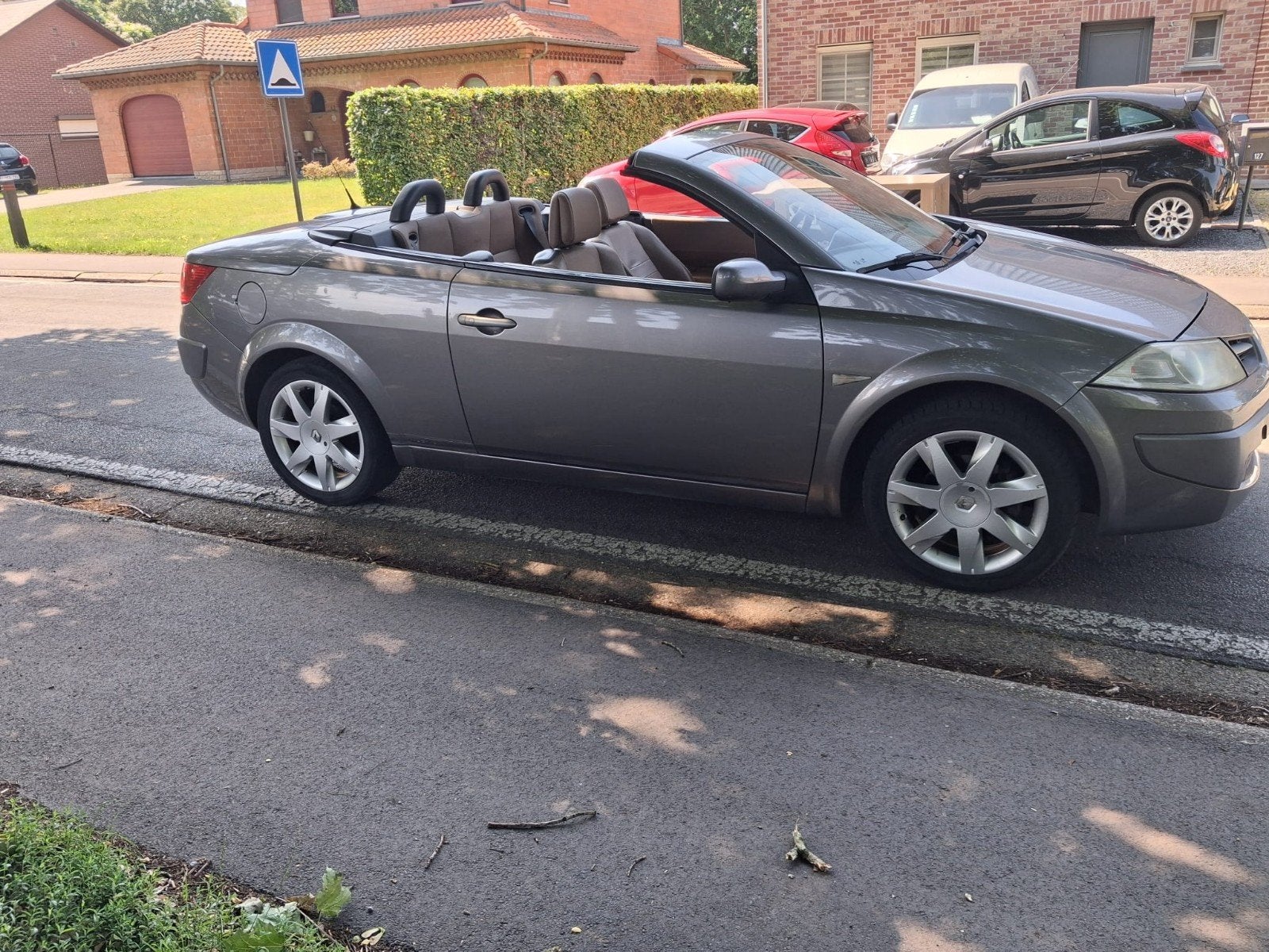 Renault megan cabriolet 2008bj dizel 216000km, Autos, Achat, Cabriolet, Particulier, Euro 4