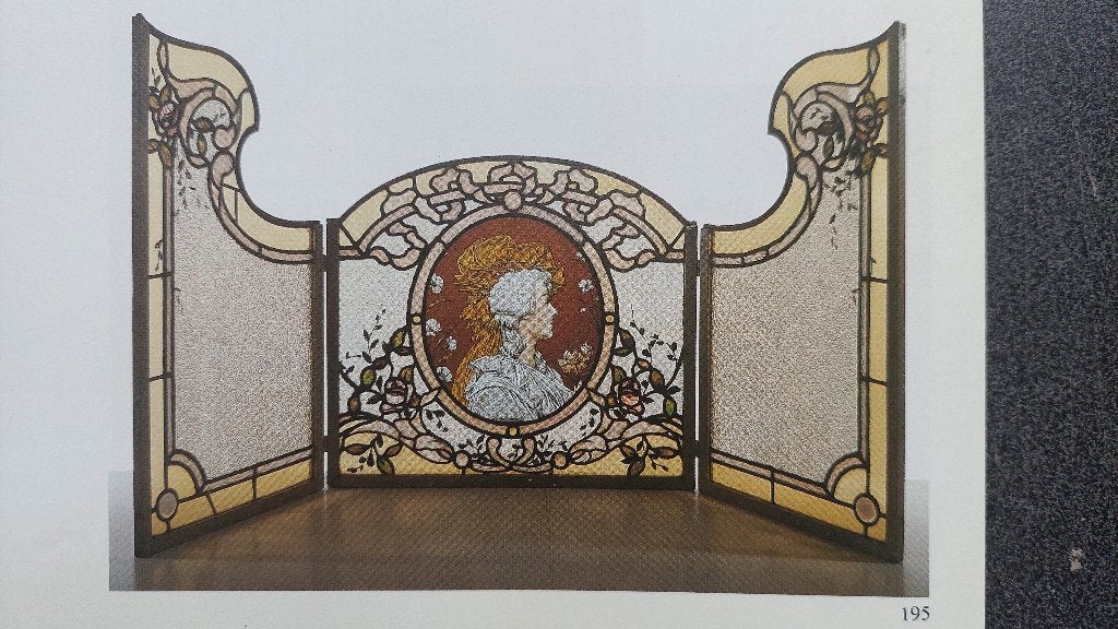 Glasraam  drieluik, Ophalen