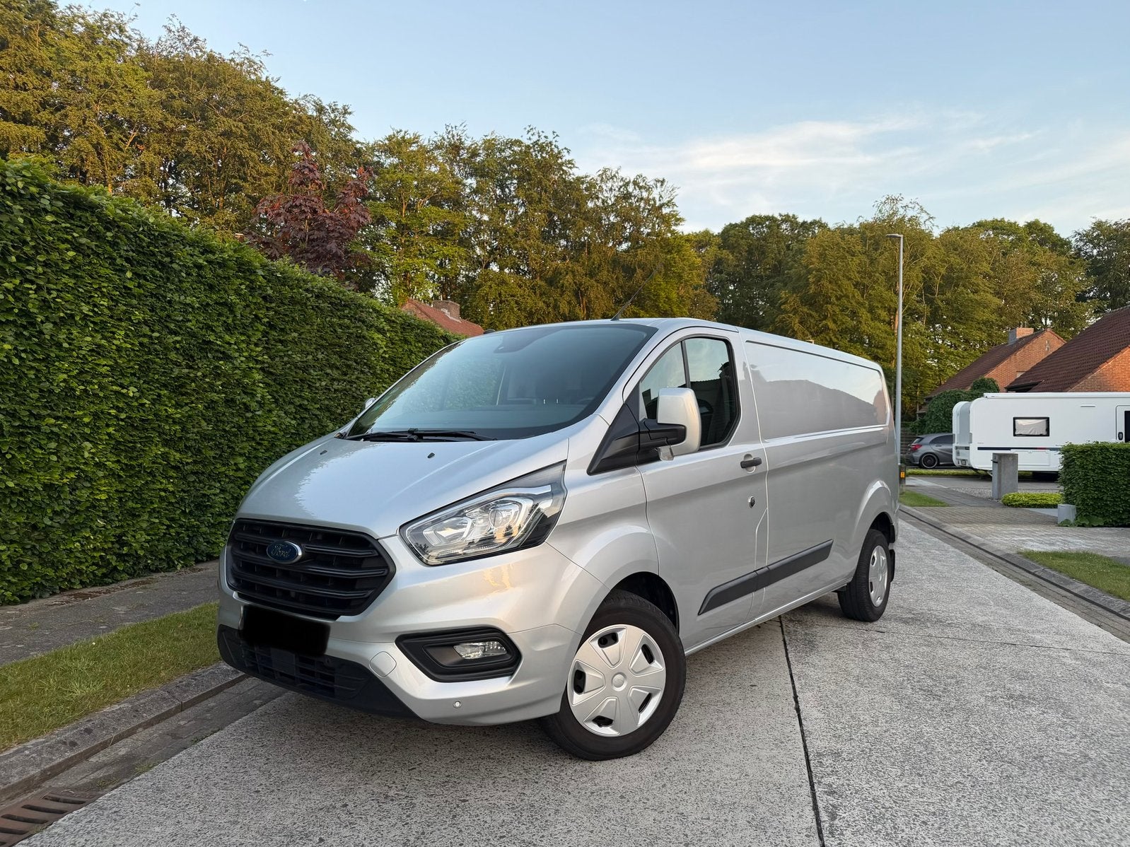 Ford Transit Custom, 3 places 95.000 km, Argent ou Gris, Achat, Euro 6, Boîte manuelle
