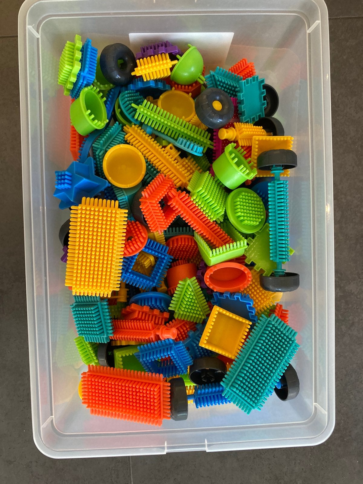 Bristle blocks - nopper bouwstenen, Kinderen en Baby's, Speelgoed | Bouwstenen, Ophalen, Zo goed als nieuw, Nopper