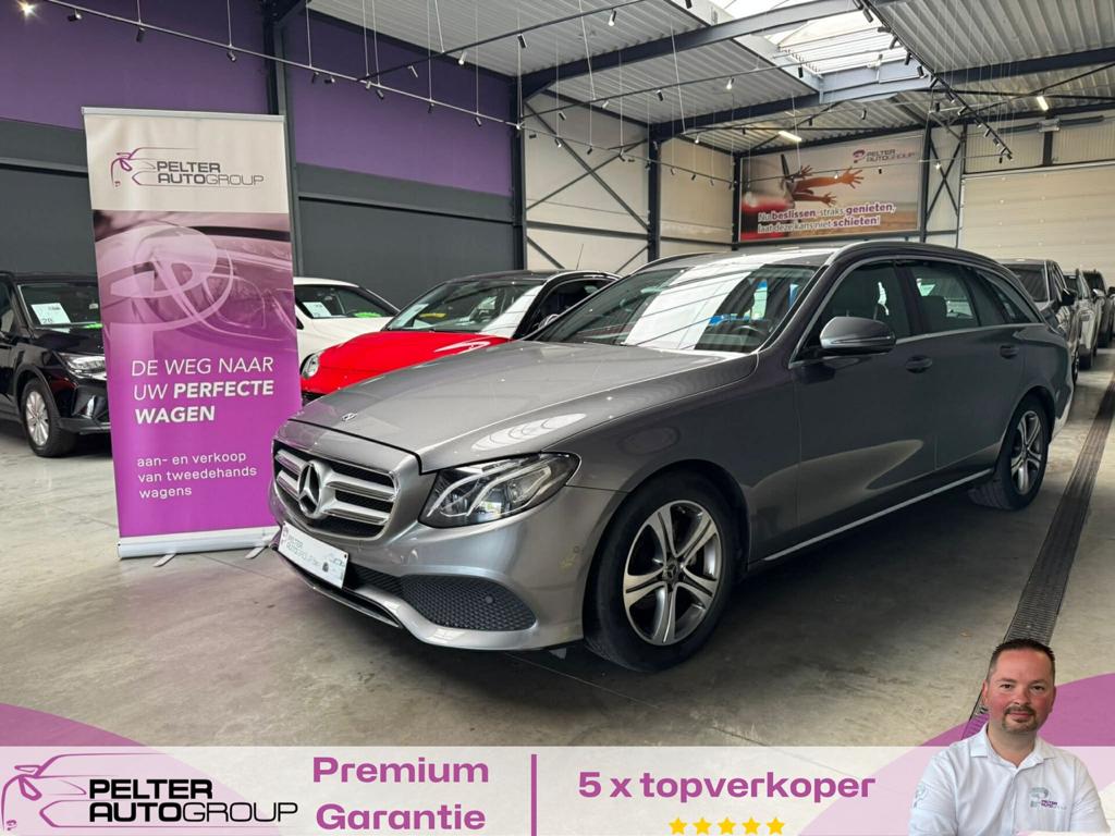 Mercedes-Benz E 200 CDI Blue Tec Automaat Navi, Auto's, Mercedes-Benz, 4 cilinders, 0 kg, Bedrijf, 5 deurs