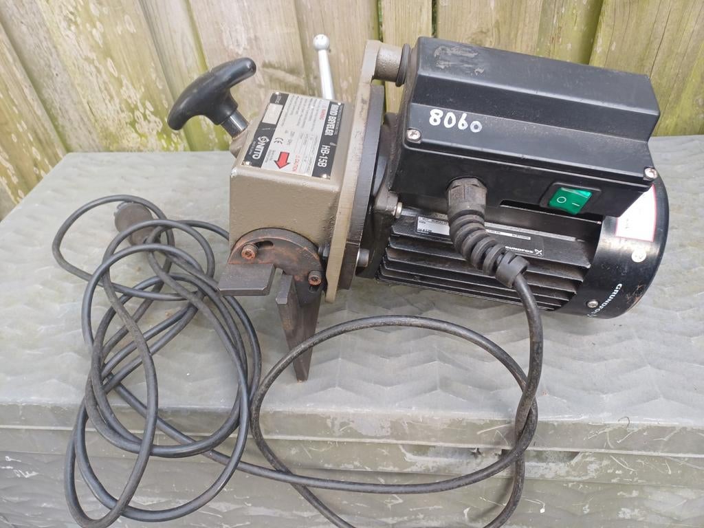 Nitto Kohki HB-15B 230v Hand Beveler, Doe-het-zelf en Bouw, Overige Doe-Het-Zelf en Bouw, Ophalen