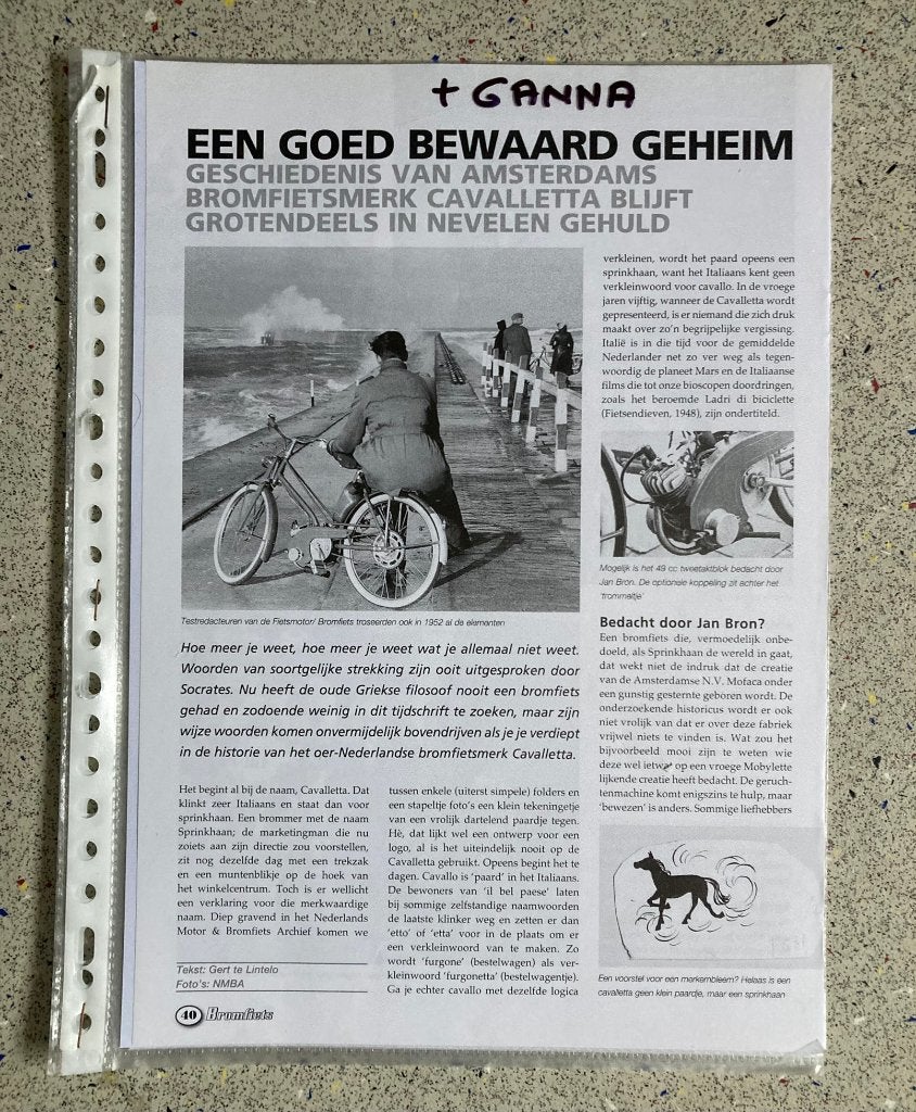 Unieke Map met documentatie Cavalletta en Ganna Bromfietsen, Fietsen en Brommers, Handleidingen en Instructieboekjes, Verzenden