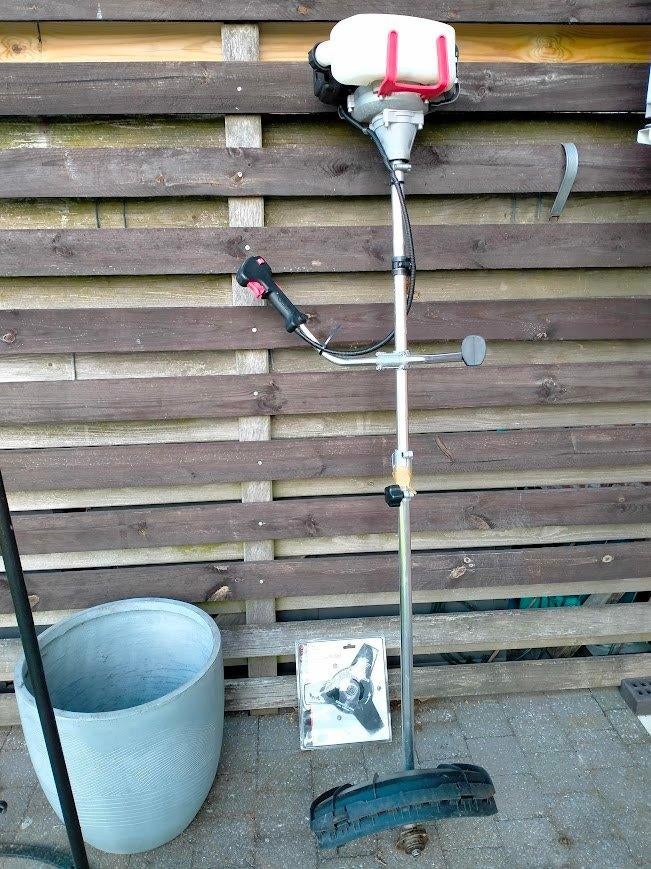 Bosmaaier, Tuin en Terras, Bosmaaiers, Ophalen, Benzine, Gebruikt, Powerplus garden