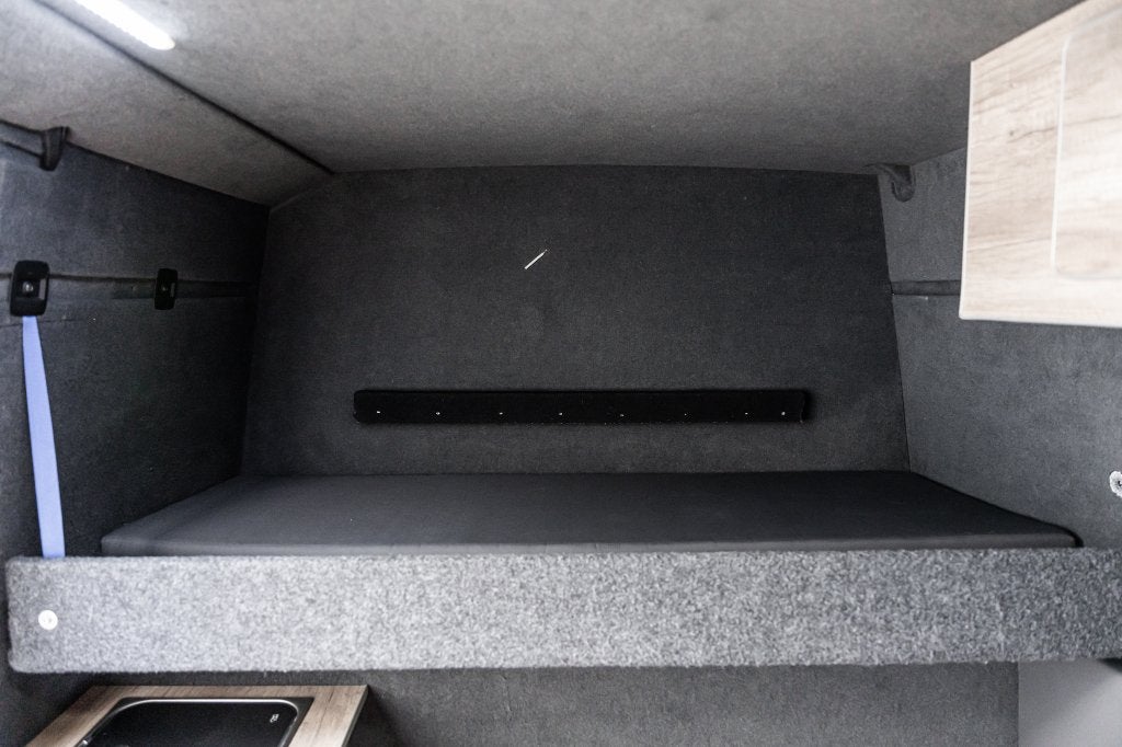 ***Volkswagen Crafter L3H2 2 x Cross moto camper ***, Voorwielaandrijving, Stof, 4 cilinders, Volkswagen