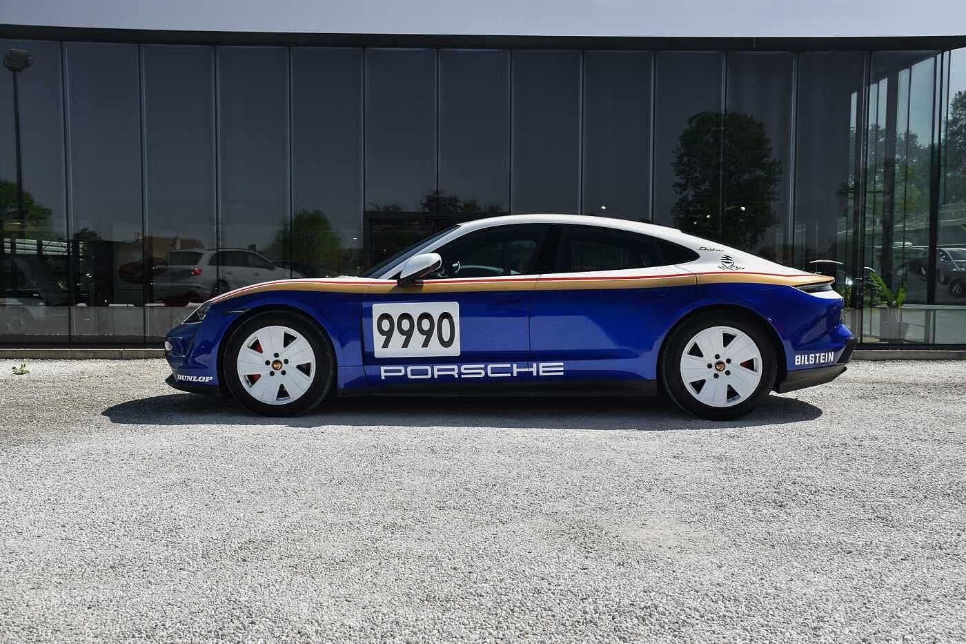 Porsche Taycan 4S 'DAKAR LOOK' Double Display Surround View, Auto's, Porsche, Automaat, Gebruikt, https://public.car-pass.be/vhr/f69bd240-29f3-44b0-9fa8-dbccce74f7b9